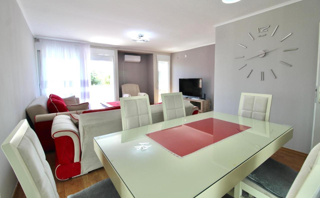 Albatros Apartments Bar Kültér fotó
